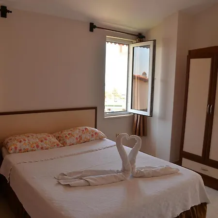 Apartmanhotel Kaya 3*